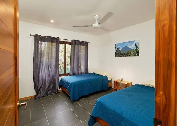 Turtle Townhome #3 Private Pool & Garden 300 Mt To Ferienhaus