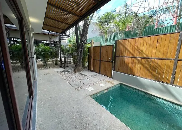 Ferienhaus Turtle Townhome #3 Private Pool & Garden 300 Mt To